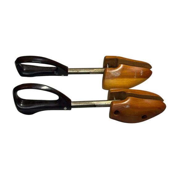 Wooden Shoe Stretchers with Black Handles - Picture 2 of 10